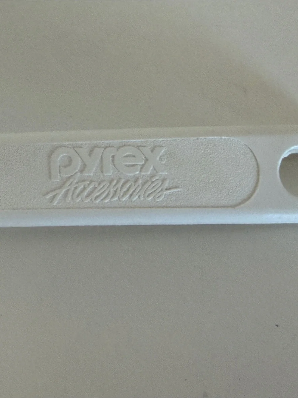 VTG Pyrex Accessories White Plastic Pie Server Cake Slicer Spatula #3370